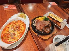 -玛格萝妮比萨屋(陆家浜路店)