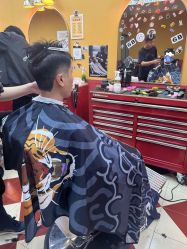 -Devilhands Barbershop男士理容店