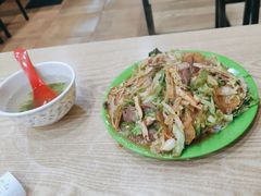 -老头盖浇饭(游府新村店)