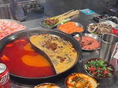 -鹿鸣山草本茶香火锅(园西路店)