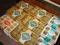 -汪玉霞(汉口里店)