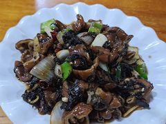 梅菜干烧肥肠-温州一家人美食(西木头市店)