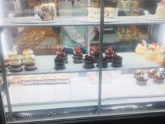 面包甜点陈列柜-面包新语(无锡M会员店)