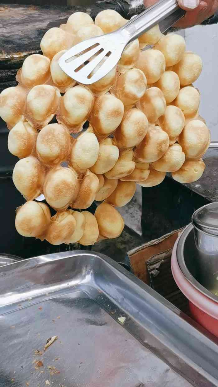 阿伯鸡蛋仔-"偶然在大良金榜街上遇到的传统鸡蛋仔,远远.