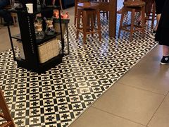 大堂-星巴克臻选(青岛麦凯乐分店)