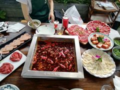 -二荆条·蜀鲜汇城市森林火锅