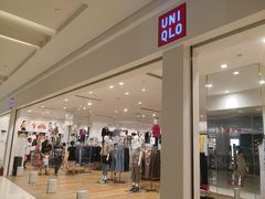 -优衣库(郑州丹尼斯大卫城店)