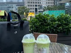 -喜茶(北京华贸购物中心店)