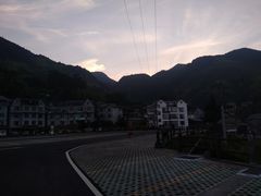 -南尖岩