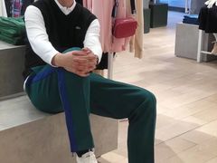 -王府井奥莱临潼小镇(临潼店)