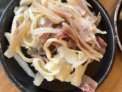 -小志家.鲜牦牛肉牛杂火锅野生菌汤锅