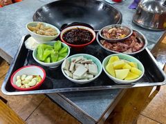 -咊记茅草棚柴火鸡(乌当店)