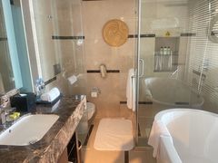 -青岛海尔洲际酒店