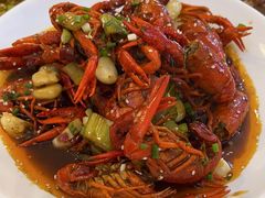 -捌贰虾蟹·江湖菜馆(江汉路店)