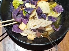 -万记麻辣烫国展总店