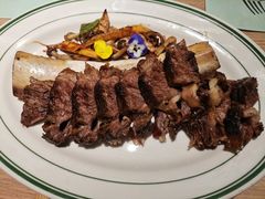 慢烤谷饲牛肋排-幸薈飯堂
