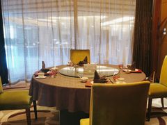 -粤尚腾香居中餐厅(首都机场希尔顿店)