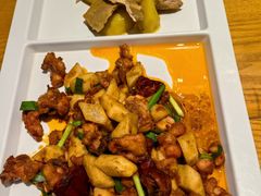 -隔壁老王·家常云南菜(花巷店)