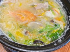 -云海肴·汽锅鸡·云南菜(天山百盛优客店)