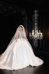 点击看大图 -Bridal Queen·婚纱女皇