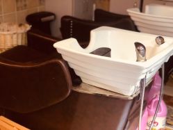 -MOKA SALON