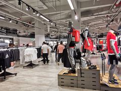 -首创奥特莱斯(西安店)