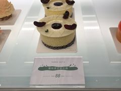 -潮一不贰·法式甜品·生日蛋糕·西式简餐(外滩店)