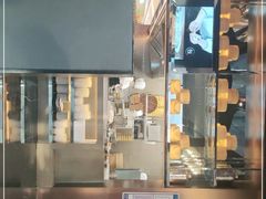-蝴蝶里·粤菜·点心(龙湖天街&滨江店)
