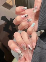 -悦指间美甲美睫