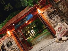 -Lam Vien Restaurant