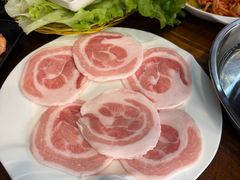 -韩风烤牛肉冷面店
