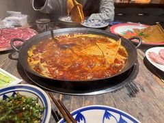-旧街市鲜货老火锅(大光路店)