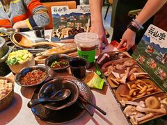 -芸山季·云南野生菌火锅(人民广场来福士店)