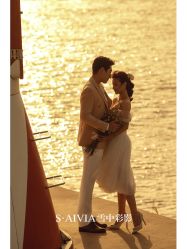 -雪中彩影婚纱摄影·微光艺术中心