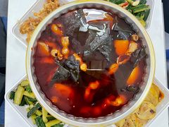-晓彭肥肠鸡·泡椒鸡火锅(水木天地店)
