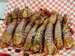 -覃记海鲜美食餐厅