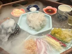 -得意咚瓜·顺德鱼生·冬瓜火锅(深圳首店)