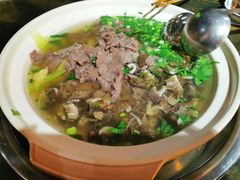 -乐山食古香跷脚牛肉