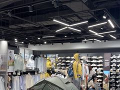 -迪卡侬(环球港店)