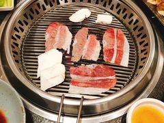 -草家酱蟹炭火烤肉店(珲春南路一店)
