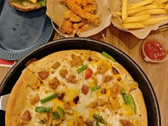 -必胜客餐厅(昆百大泰业城店)
