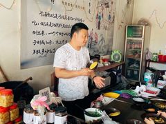 -暖泉小吃广场