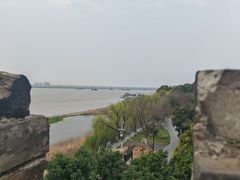 -巴陵广场