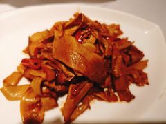 青城山腊肉炒黄庆笋-峨嵋酒家总店(车公庄店)