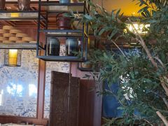 -八府香鸭·啫啫煲(华山路店)