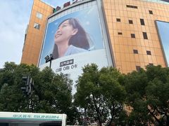 -上海龙之梦万丽酒店