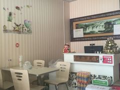 -董姑娘黄焖鸡米饭(辉县店)