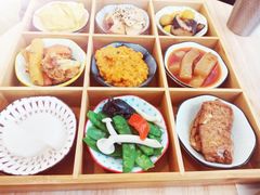 -轻蔬不用等·素食(江苏路店)