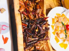 -老滇山寨•云南特色菜•地方菜•民族风情歌舞表演(金碧店)