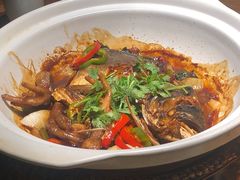 凤爪焗鱼头-周家二小姐的菜(西津渡店)
